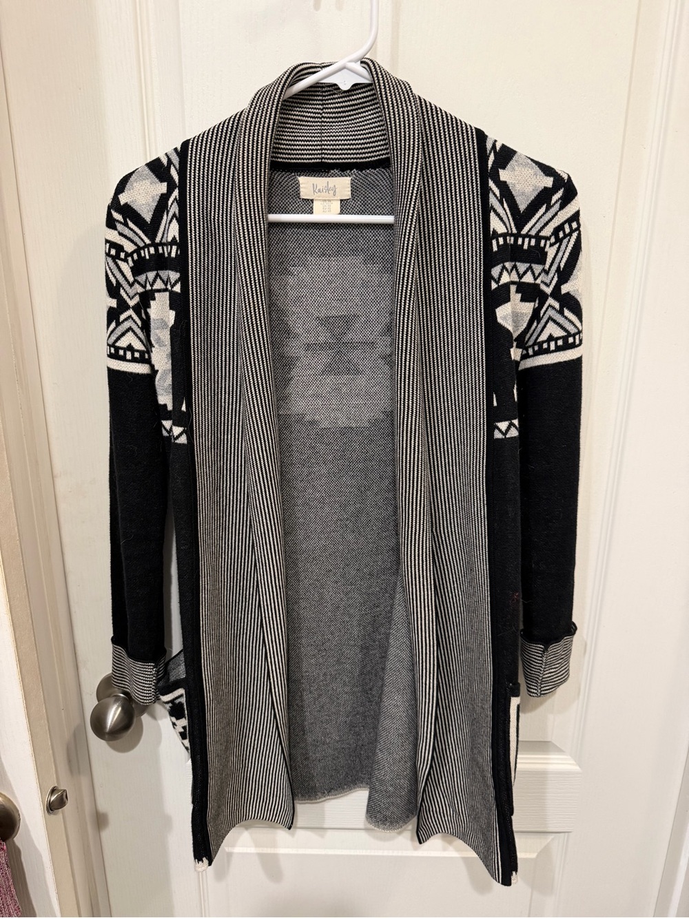 Kaisley XS Black Ivory Southwestern Aztec Long Open Front Cardigan Sweater Boho